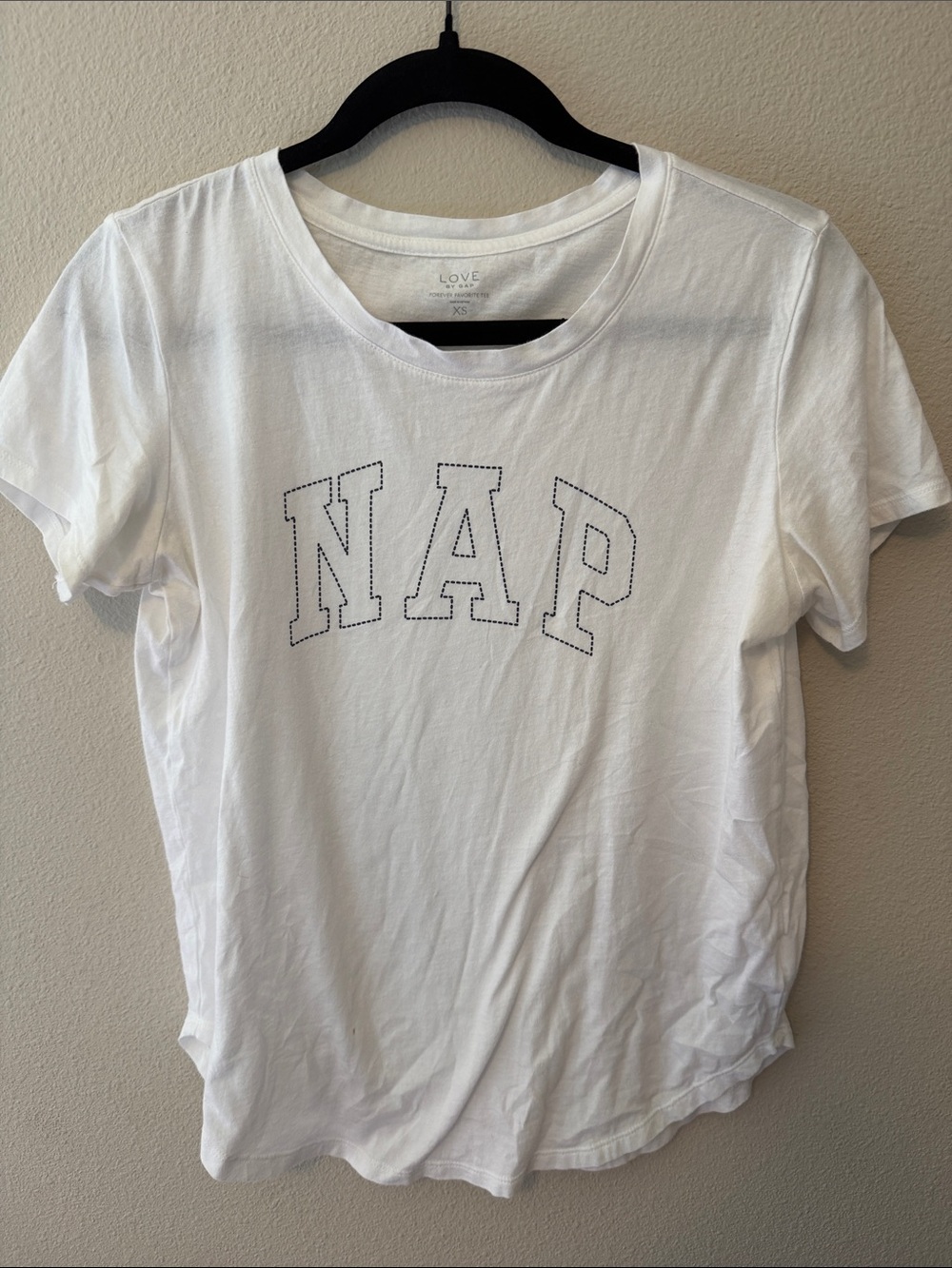 GAP White 'NAP' Stitch-Outline Short Sleeve Tee